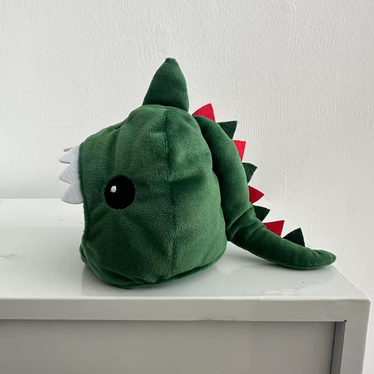 Adorable Dinosaur Hood for Small Pets, Fun Cat Costume Hat with Cartoon Design for Photo Shoots and Party Dress-Up (Dark Green)