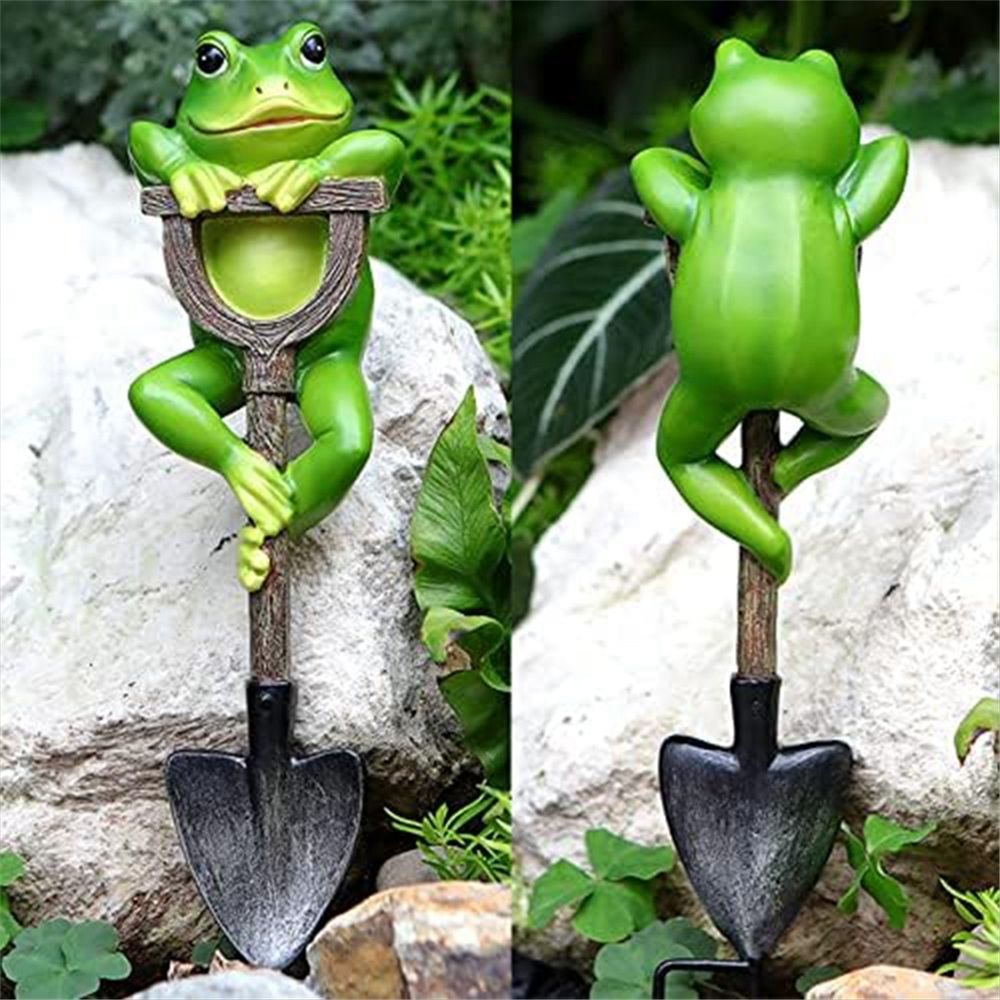 China 16.5cm Frog with Shovel Figurine, Outdoor Resin Garden Statue, Hand-Painted, Green